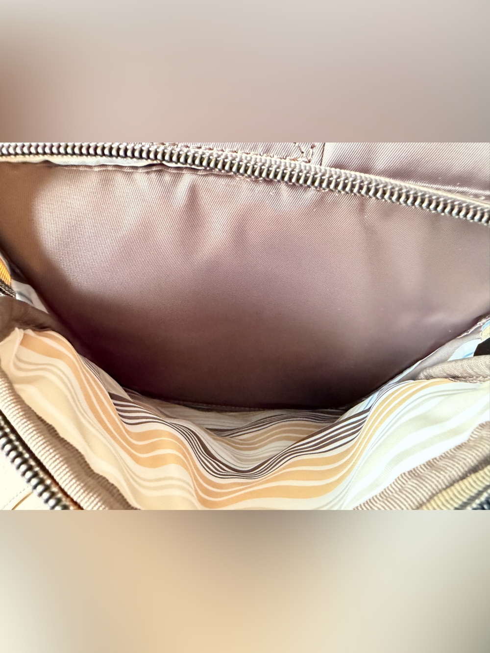 Lug Drifter Duffel Bag in Walnut Brown - Picture 9 of 10